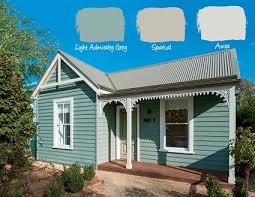 From classic to bold, you can display your style with inspiration from these outdoor home painting designs and schemes that present grand curb appeal. Popular Exterior Paint Colours Examples Haymes Paint