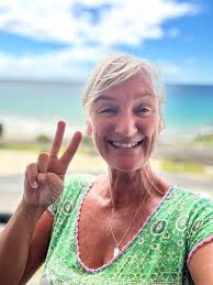 Spring cleaning and washing walls with humor