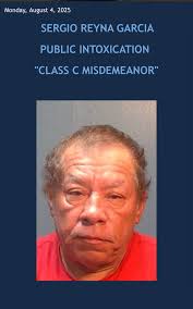 DID CANDIDATE YVONNE BARRAZA ORDERED THE KILLING OF HER FIRST HUSBAND ROBERT  CUEVAS MORE THAN 30 YEARS AGO ? ACCORDING TO POLICE DETECTIVES SHE IS STILL  THE PRIMARY SUSPECT 😡😡😡