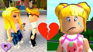 Hoy volvemos al pasado jugando de nuevo en las cocinas mas estresantes. Baby Goldie Escapes Roblox Candyland Obby Titi Games