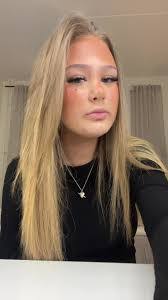 Felicia Weiss's Instagram, Twitter & Facebook