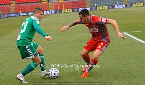 Hanno deciso le reti di valzania, buonaiuto e valeri nel secondo tempo. Cremonese Lecce Le Probabili Formazioni Cuore Grigiorosso