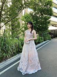 ガラパーティーにお呼ばれ♪40代の選ぶべきロングドレス | ブランドドレスのレンタルショップ♪ドレスティークスタッフブログ