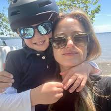 Kara Lacey (karaylacey)