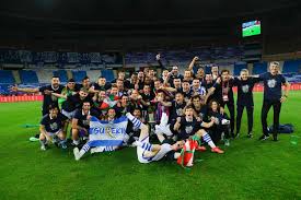 Athletic club atletico madrid barcelona celta vigo cádiz deportivo alavés eibar elche getafe granada huesca levante osasuna real betis real madrid real sociedad real valladolid sevilla valencia villarreal. Real Sociedad De Futbol Facebook