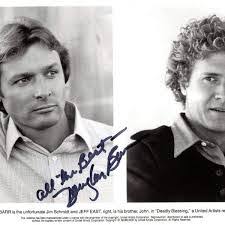 Douglas Barr's Instagram, Twitter & Facebook