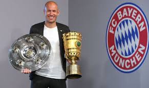 Он играет на позиции правый вингер. Kontakt Hergestellt Botafogo Traumt Von Robben Comeback