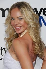 Jennifer Cambra's Instagram, Twitter & Facebook