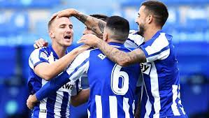 Rodrigo ely (born 3 november 1993) is a brazilian professional footballer who plays as a central defender. El Deja Vu De Ely Y Lucas Da La Primera Victoria Al Alaves La Neta Neta