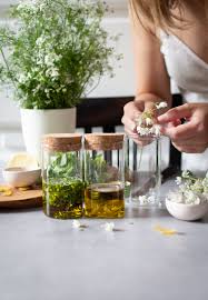 Comment Faire Son Huile D Olive Aromatisee Methodes Et Recettes Royal Chill Blog Cuisine Voyage Et Photographie