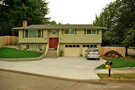 What is with the split plan house? Like The Wide Stair Entry Split Foyer Split Level House Exterior House Styles