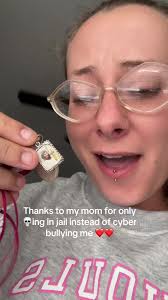 She's so sweet. A queen. #trend #funny #notfunny #actuallyitsreallyfun...