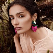 1 936 Likes 63 Comments Mercedes Salazar Mercedessalazar On Instagram Caen Del Cielo Las Fresas De La Primave Earrings Handmade Mercedes Summer Fashion