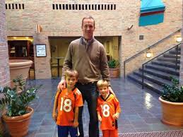 Peyton manning 2013 denver broncos kids sports illustrated football card! Denver Mom And Kids Meet Peyton Manning Mile High Mamas