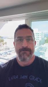 Andrew Mapes's Instagram, Twitter & Facebook