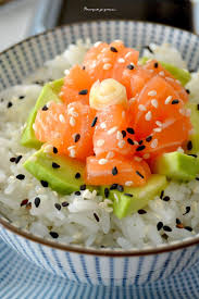 Pourquoi Je Grossis Chirashi Au Saumon Des D Avocat Chirashi Saumon Avocat Chirashi Saumon Sushi Saumon