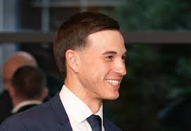 EDITOR'S VIEW: Kitchen workers show faith in AI but job loss fears remain