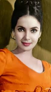 AMALIA FUENTES (August 27, 1940