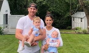 As quintessentially boston as chowder, or the original cheers bar, or a ball caroming off. I7hqohrefvn1dm