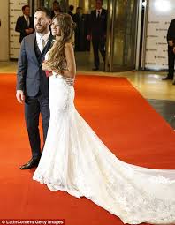 Lionel messi tied the knot with his childhood sweetheart antonella roccuzzo. Lionel Messi Marries Antonella Roccuzzo In Argentina Daily Mail Online