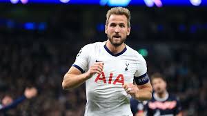 On 14 march 1933 at st olave's hospital in the rotherhithe area of london. Harri Kejn Provodit Poslednij Sezon Za Tottenhem
