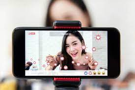 How To Make A Vlog With Your Iphone Esr Blog