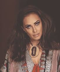 Ernesto Acosta, esculturas para la piel