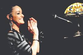 Ouça músicas de rita guerra como 'bela e monstro', 'gostar de ti', 'chegar a ti', 'no meu canto', 'eu só quero' e todas as outras músicas. Rita Guerra Surpreende E Encanta Revista Um Olhar