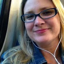 Alice Schuette's Instagram, Twitter & Facebook