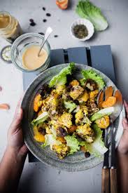 Zaatar Roasted Cauliflower And Brussel Sprouts With Maple Mustard Sauce A Simple Yet Flavor Packed Vegetar Roasted Cauliflower Maple Mustard Brussel Sprouts