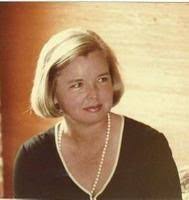 Leslie Perryman's Instagram, Twitter & Facebook