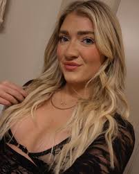 we luv a good girls night 🍷👯‍♀️