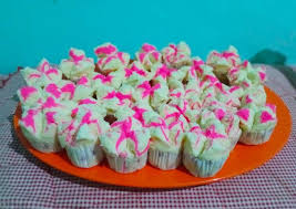 Karena terlalu seringnya kue bolu dibuat sehingga orang sempat bosan dengan kue bolu yang polos. Resep Bolu Kukus By Mom Zeva Kekinian Dengan Bahan Yang Seadanya Resep Indonesia