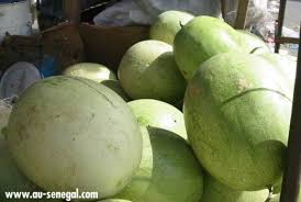 Pasteques It S Watermelon Season Fruits Fruit Epices Et Herbes