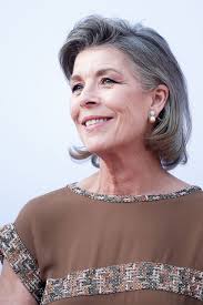 Trucos de peluquero para que tus canas te quiten años en lugar de  sumártelos