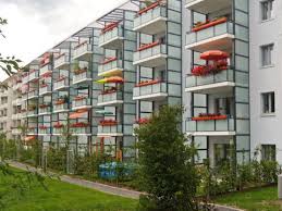 Die 64938 einwohner zählende stadt benötigt natürlich eine bestimmte anzahl an neuen wohnungen, wie. Wohnen In Weimar Weimar West Weimarer Wohnstatte Gmbh