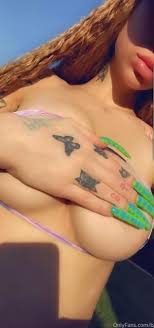Bhadbhabie Porn Pics and XXX Videos - Reddit NSFW