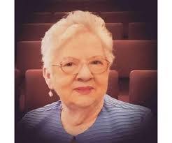 Diane Cagle's Instagram, Twitter & Facebook