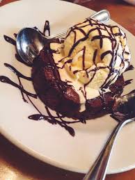 If everyone is truly honest with themselves they would all admit they go to texas roadhouse for the rolls. Pin On Sweet Temptations