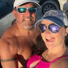 Who is a reasonable landscaper to finish flower beds in Port St. Joe?