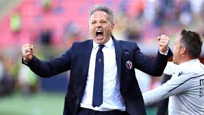 The site lists all clubs he coached and all clubs he played for. Inter E Milan Uniti Per Una Volta Non Mollare