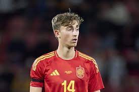 Dean Huijsen: 'If Spain don't call me up again in the next 20 years, I will  still feel Spanish' - The Athletic