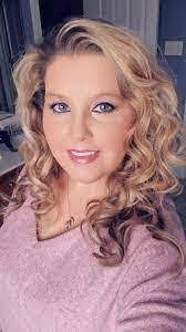 Kendra Suggs's Instagram, Twitter & Facebook