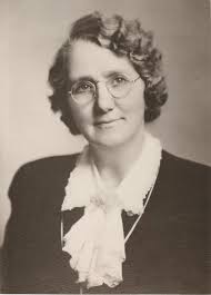 When An Old House Whispers...: THE LESLIE LANE HOUSE