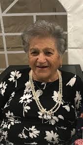 Anna Digirolamo's Instagram, Twitter & Facebook