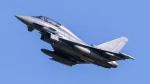 „als pilotin habe ich hier einen traumjob: Eurofighter Neue Kampfflieger Fur Die Bundeswehr