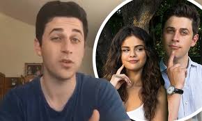 Selena marie gomez (born july 22, 1992) is an american actress who played, alex russo on wizards of waverly place. David Henrie Reveals Selena Gomez Is Down For A Reboot Of Their Series Wizards Of Waverly Place Daily Mail Online
