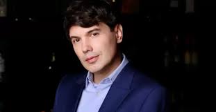 El tiempo no pasa por él! Bruno Pinasco revela que este 2024 cumplirá 50  años: "Ya estoy maduro"