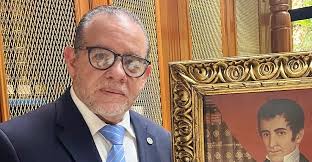 Medicina celebra seminario del Área de Ciencias Básicas