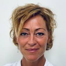 Mia Schack Ahle på LinkedIn: #forfremmelse #salgsleder #teamwork  #taknemmelig #ase